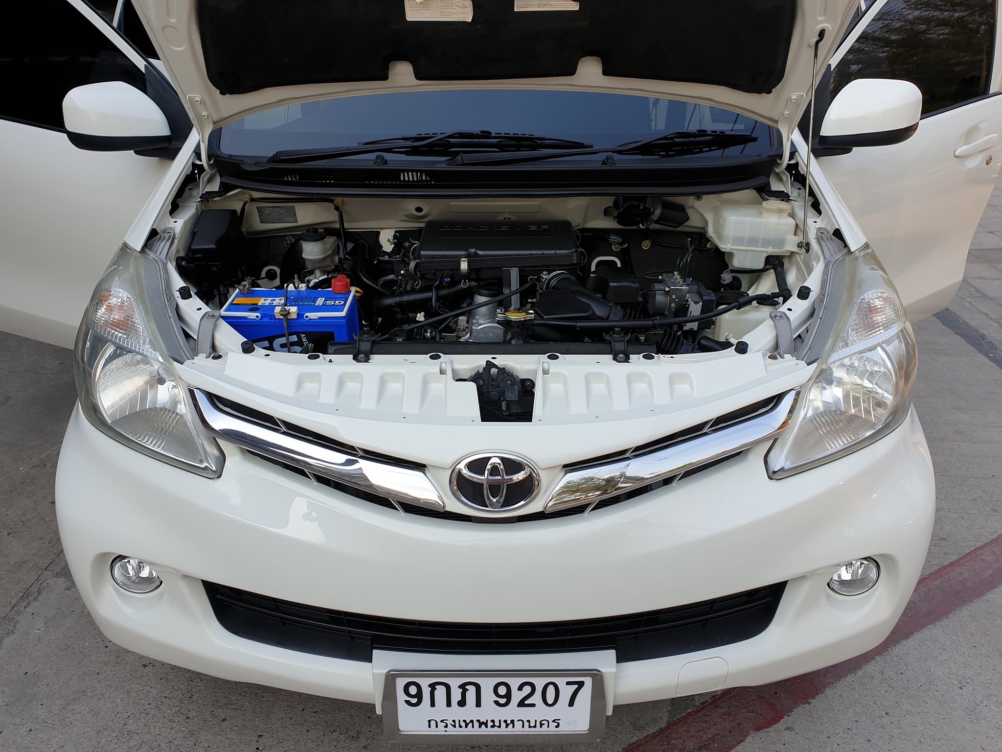 Toyota Avanza ปี 2013 สีขาว (รูปที่ 18)