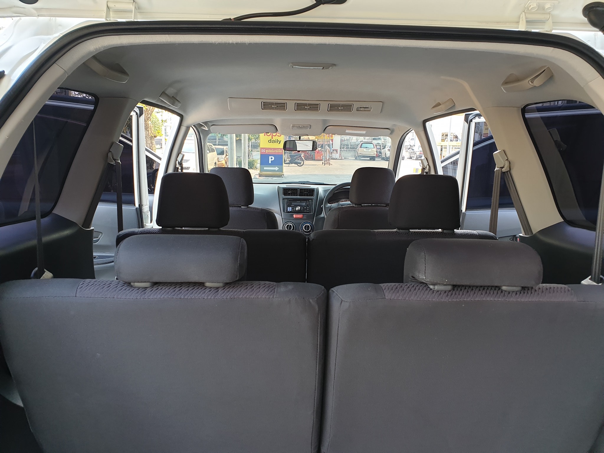 Toyota Avanza ปี 2013 สีขาว (รูปที่ 14)