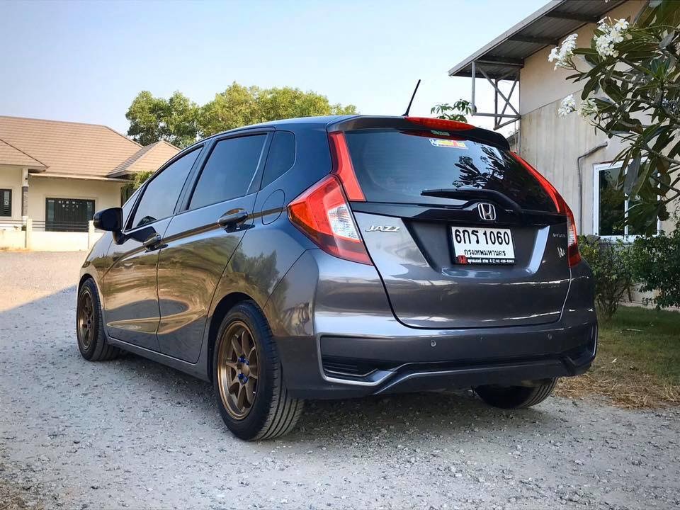 Honda Jazz GK ปี 2017 สีเทา (รูปที่ 9)