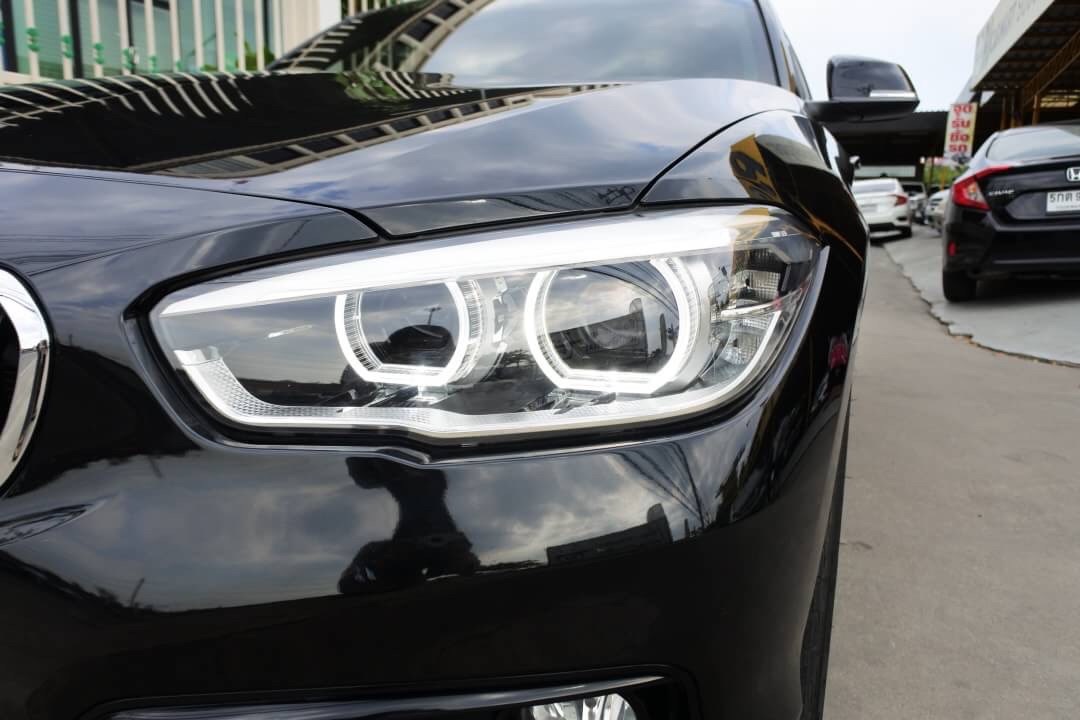 BMW 1 Series F20 118i ปี 2016 สีดำ (รูปที่ 17)