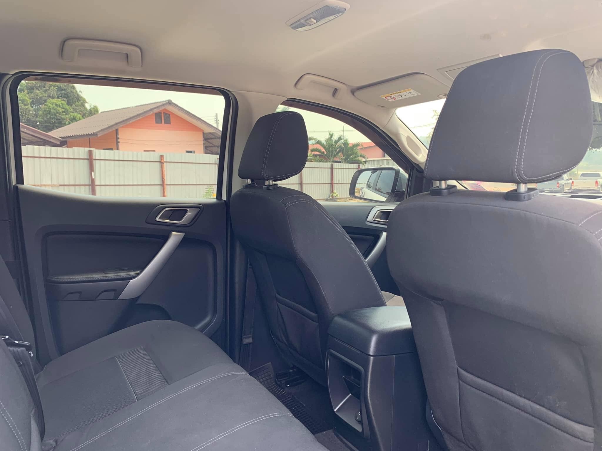 Ford Ranger Hi-Rider (4 ประตู) ปี 2018 สีขาว (รูปที่ 10)