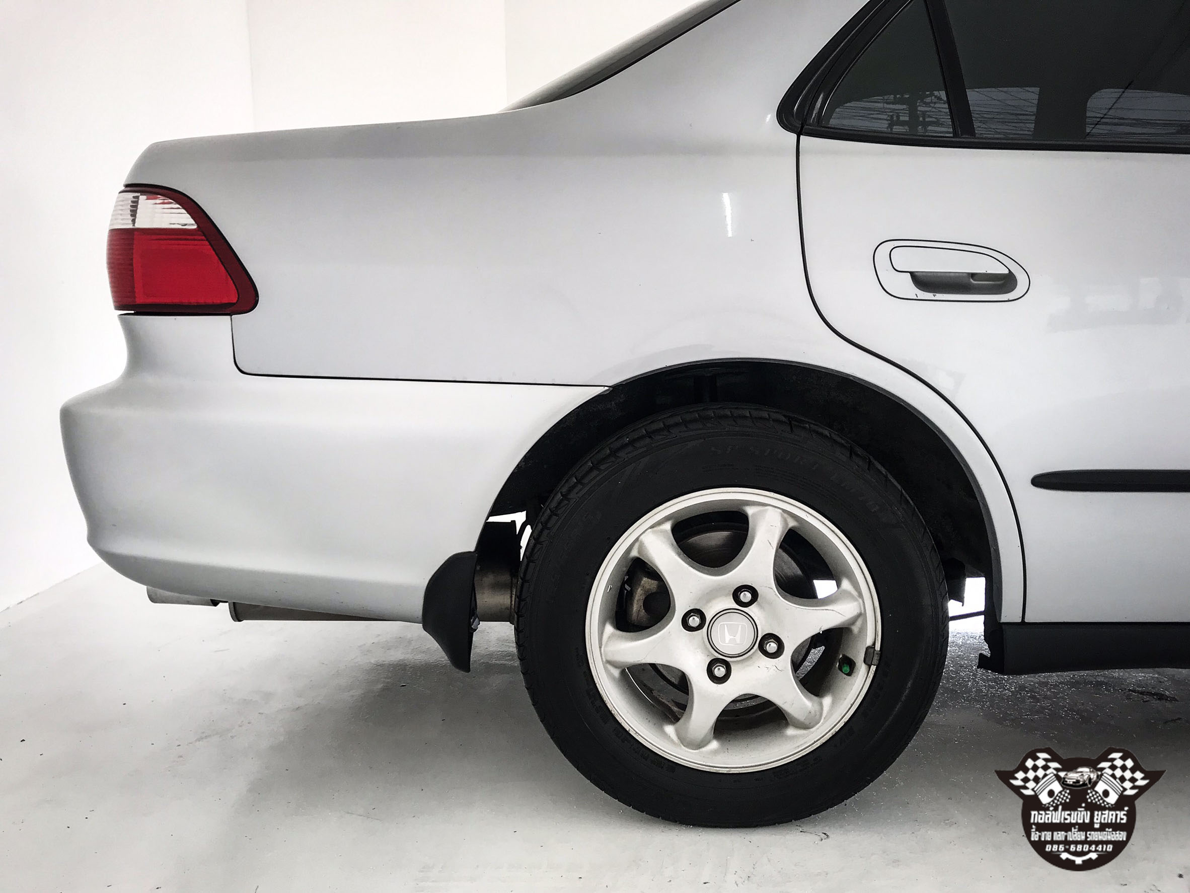 Honda Accord Gen 6 (งูเห่า) ปี 2001 สีเงิน (รูปที่ 3)