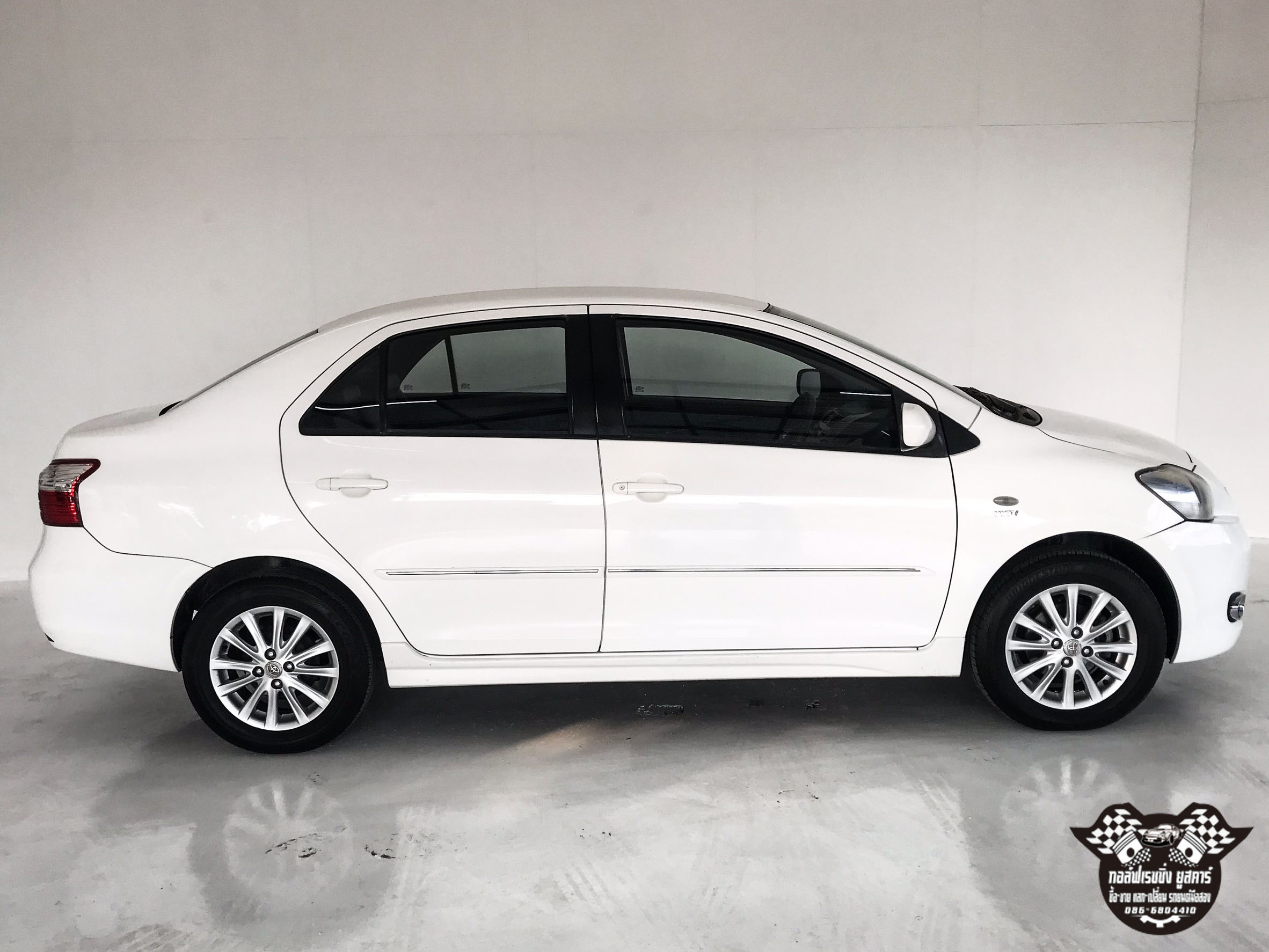 Toyota Vios ปี 2011 สีขาว (รูปที่ 3)