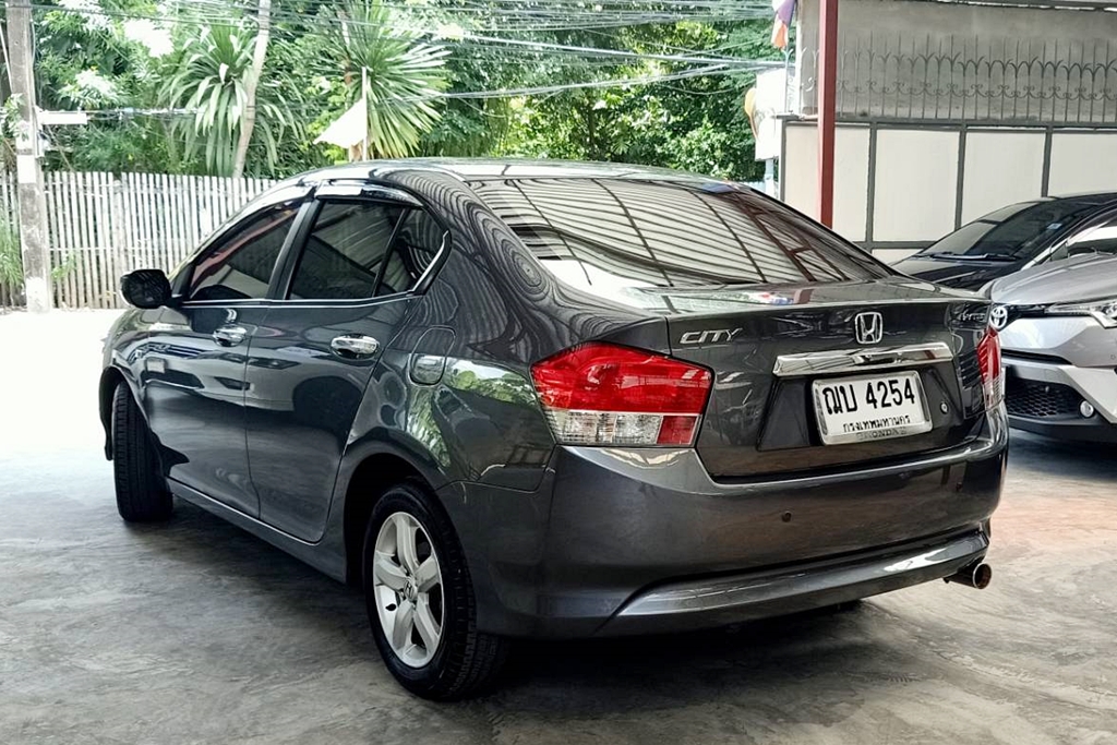 Honda City ปี 2008 สีเทา