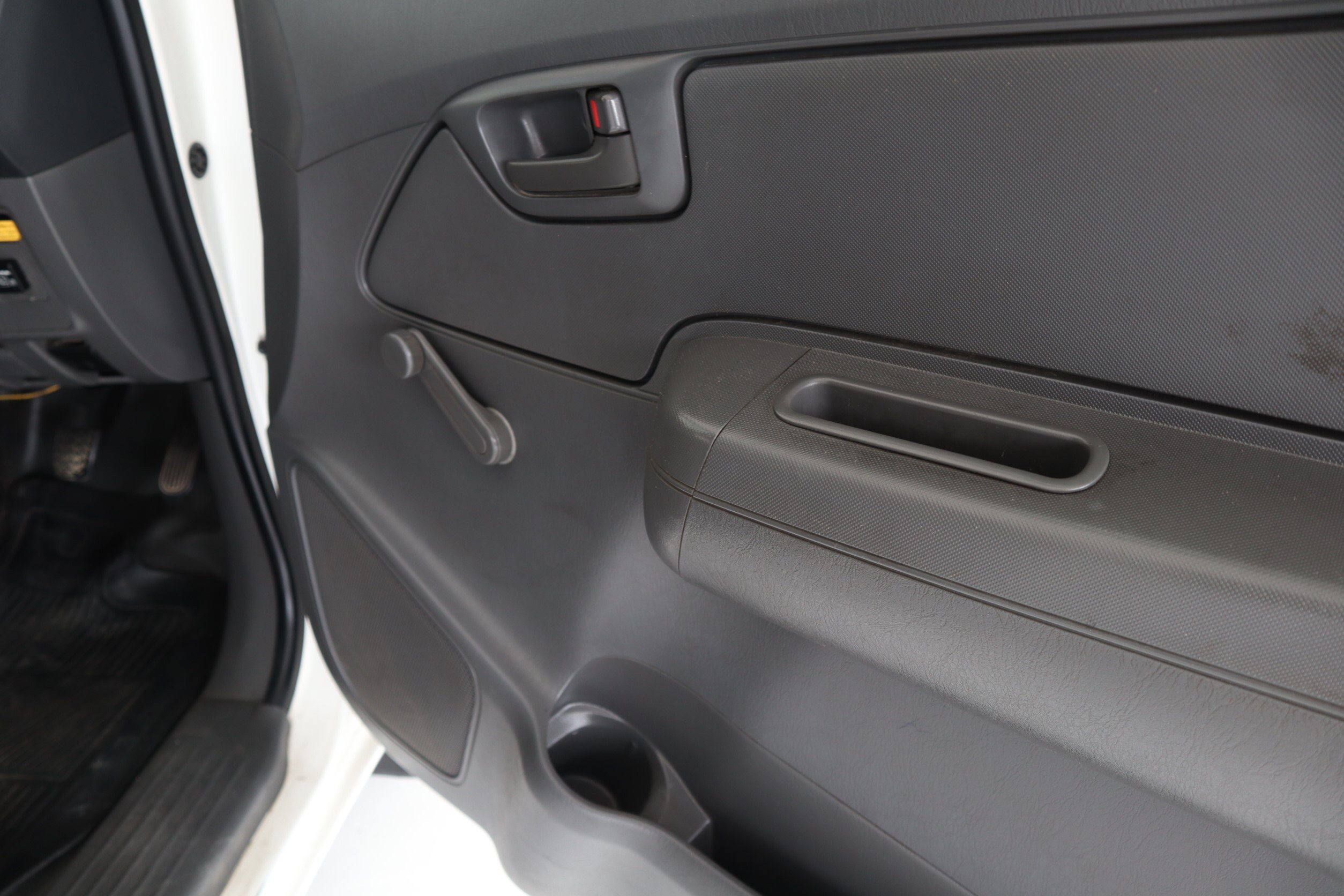 Toyota Hilux Vigo ตอนเดียว ปี 2011 สีขาว (รูปที่ 13)