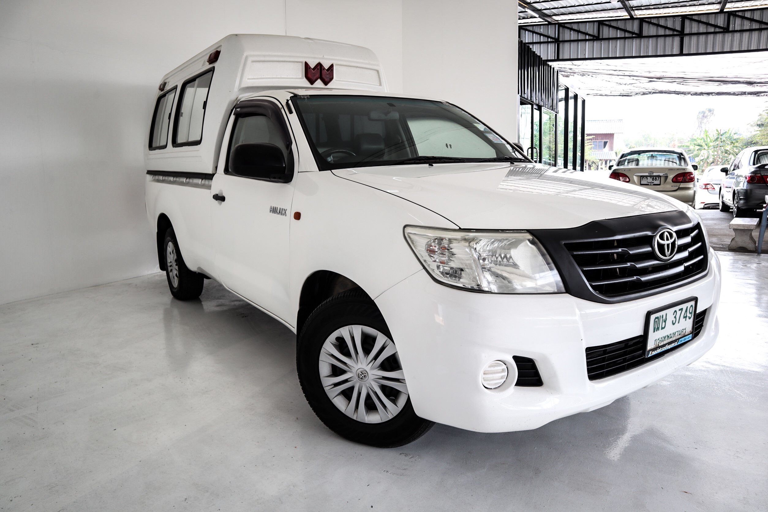 Toyota Hilux Vigo ตอนเดียว ปี 2011 สีขาว