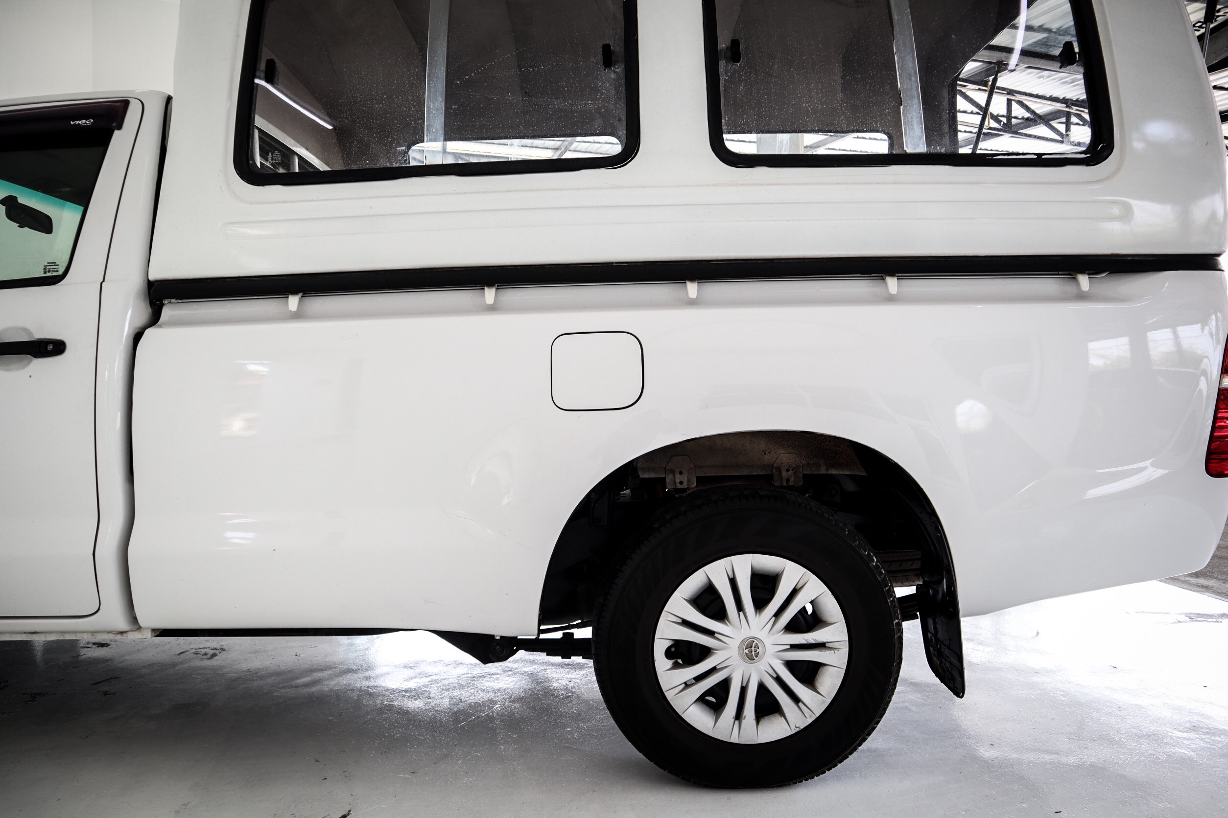 Toyota Hilux Vigo ตอนเดียว ปี 2011 สีขาว (รูปที่ 7)