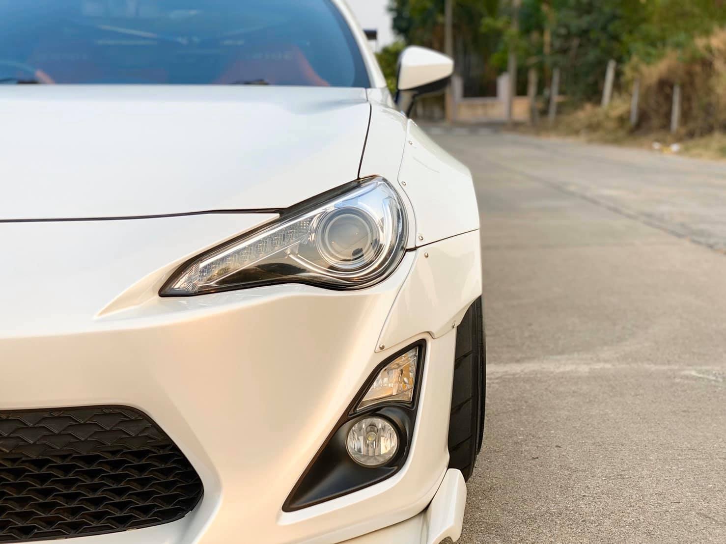 Toyota FT86 ปี 2015 สีขาว (รูปที่ 4)