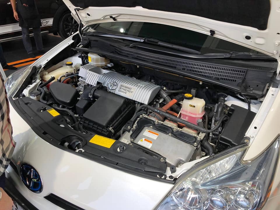 Toyota Prius ปี 2011 สีขาว (รูปที่ 7)