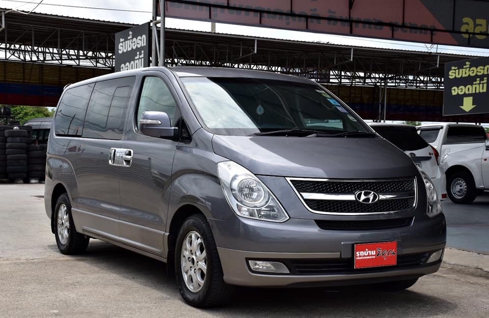 Hyundai H-1 ปี 2010 สีเทา (รูปที่ 2)