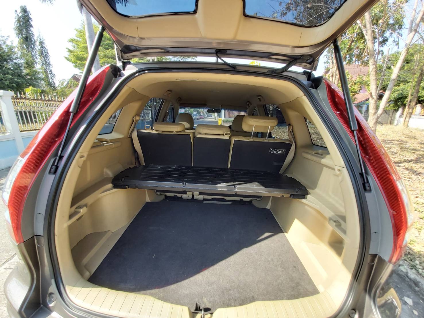 Honda CR-V ปี 2011 สีน้ำตาล (รูปที่ 9)