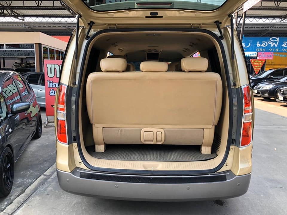 Hyundai H-1 ปี 2011 สีทอง (รูปที่ 9)