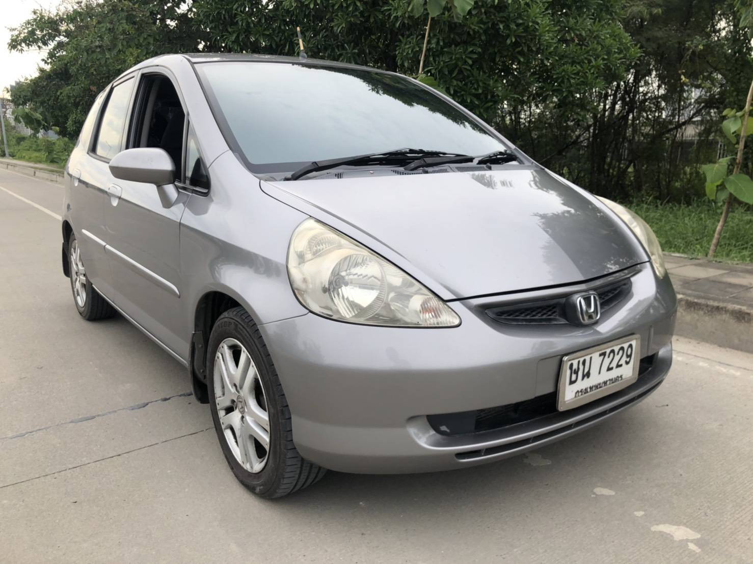 Honda Jazz GD ปี 2004 สีเทา (รูปที่ 3)