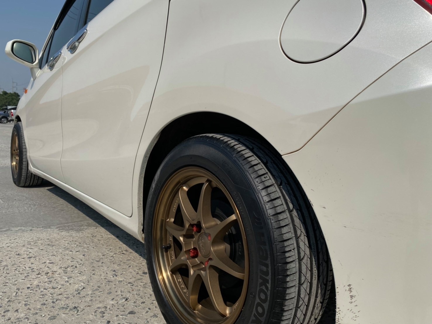 Honda Freed ปี 2010 สีขาว (รูปที่ 9)