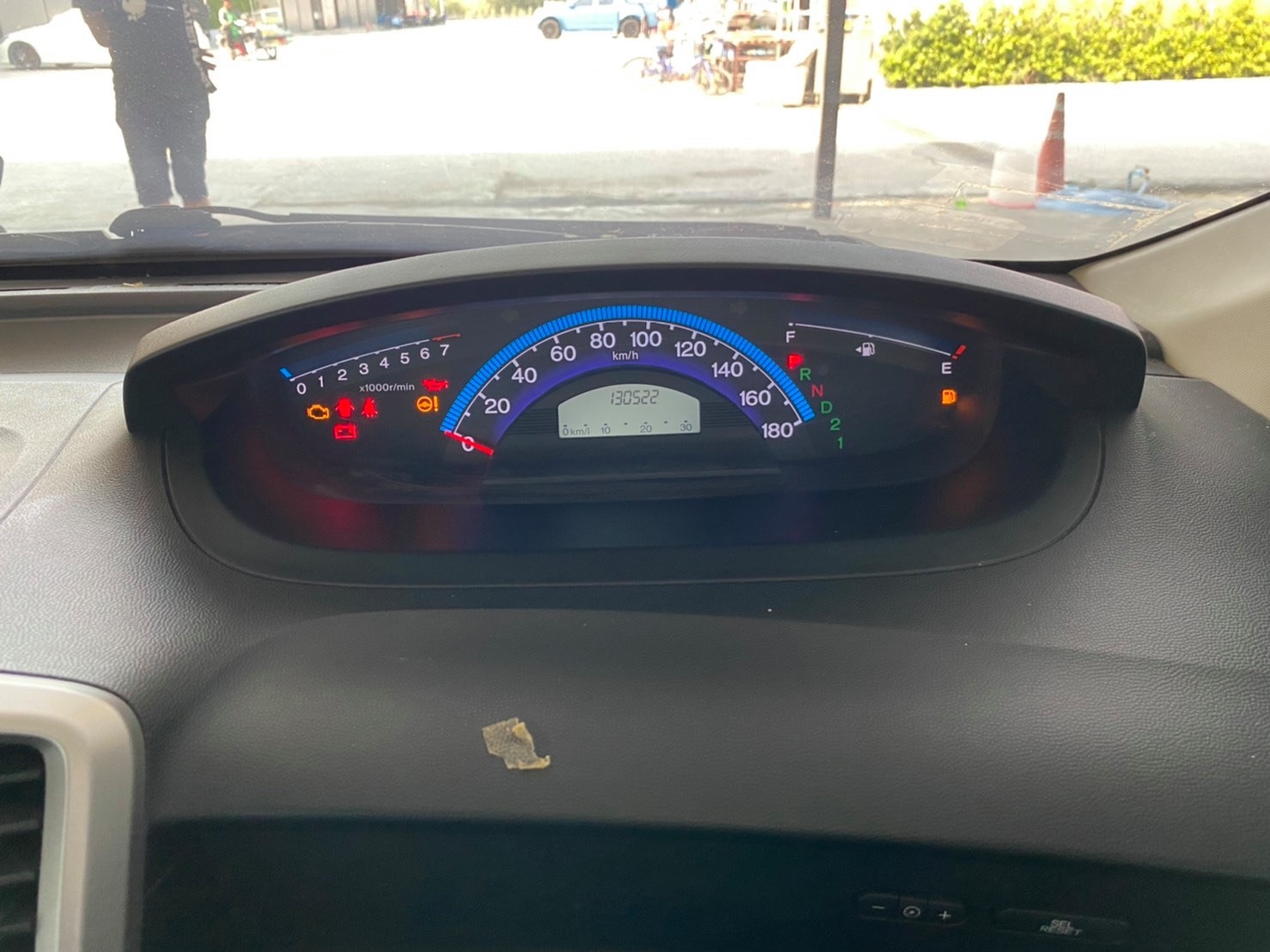 Honda Freed ปี 2010 สีขาว (รูปที่ 13)