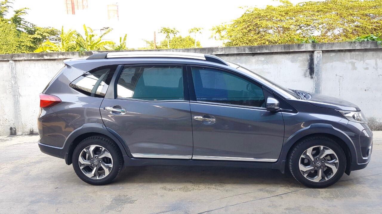 Honda BR-V ปี 2016 สีเทา (รูปที่ 7)