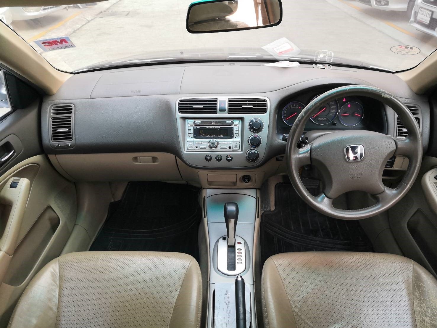 Honda Civic ES (Dimension) โฉม ตาเหยี่ยว ปี 2004 สีเทา (รูปที่ 4)