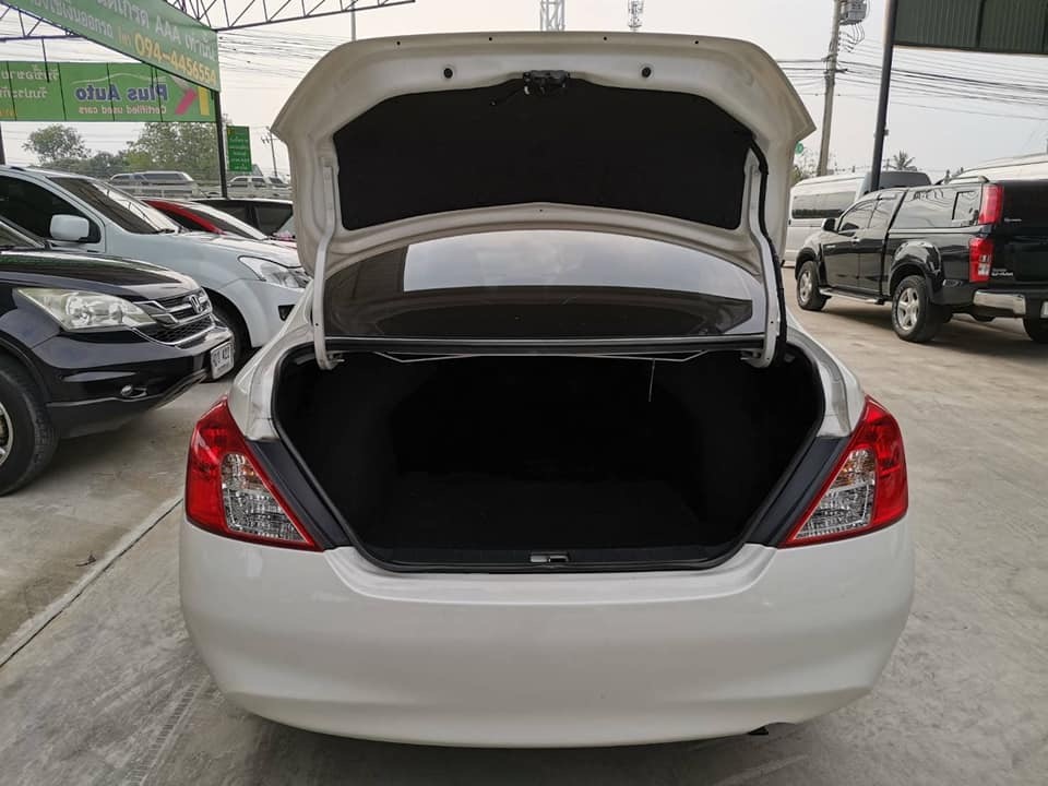 Nissan Almera ปี 2012 สีขาว (รูปที่ 12)