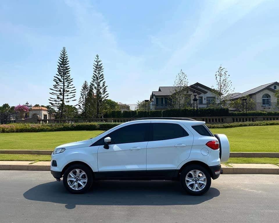 Ford EcoSport ปี 2015 สีขาว (รูปที่ 4)