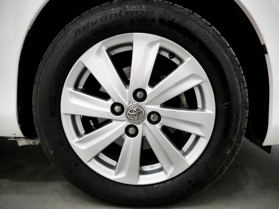 Toyota Vios ปี 2015 สีขาว (รูปที่ 16)