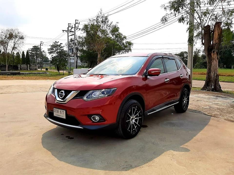 Nissan X-trail ปี 2015 สีแดง (รูปที่ 15)