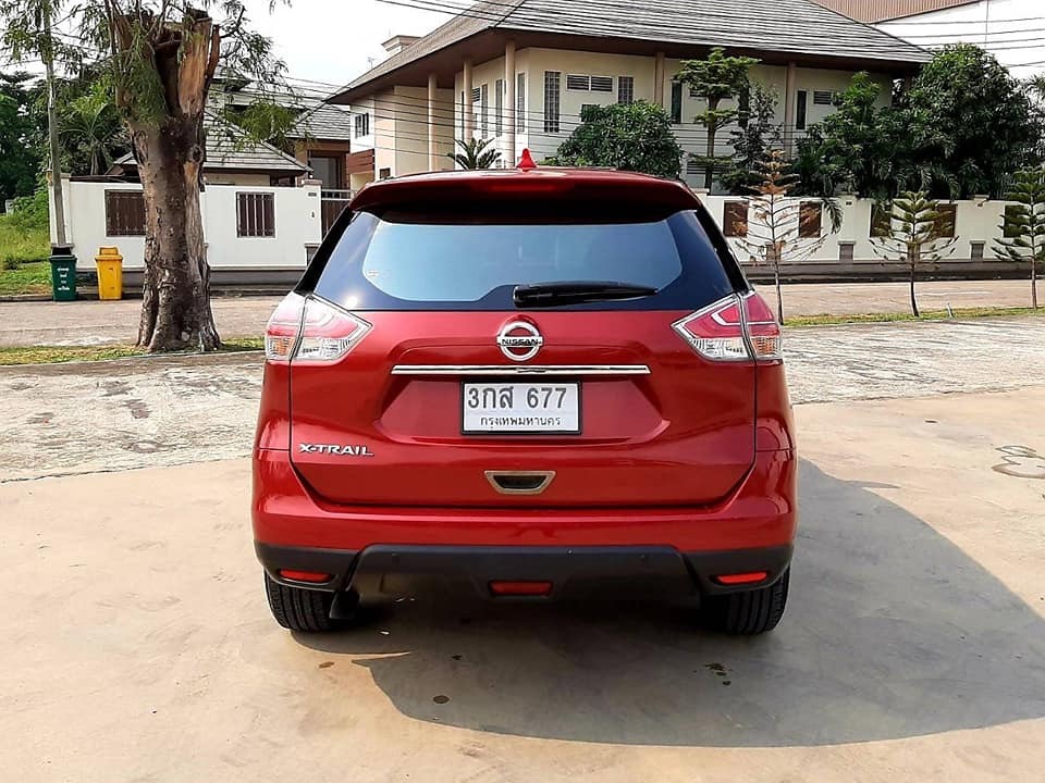 Nissan X-trail ปี 2015 สีแดง (รูปที่ 14)