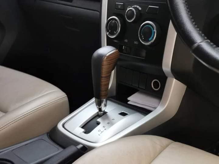 Isuzu MU-X ปี 2013 สีขาว (รูปที่ 20)