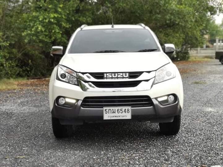 Isuzu MU-X ปี 2013 สีขาว (รูปที่ 2)