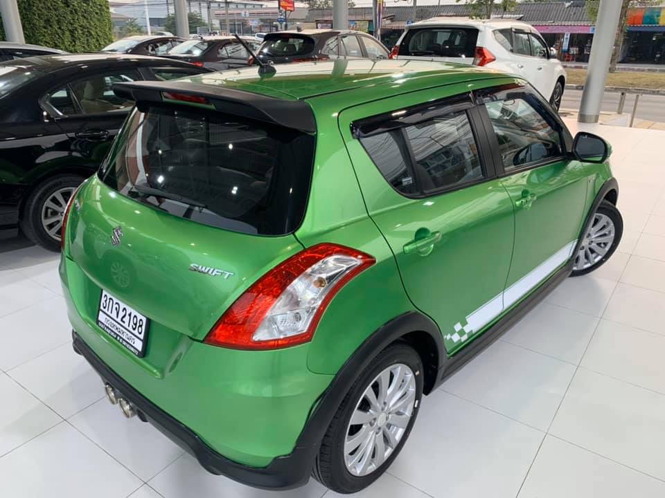 Suzuki Swift ปี 2014 สีเขียว (รูปที่ 4)