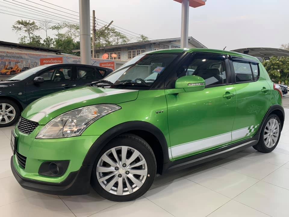 Suzuki Swift ปี 2014 สีเขียว (รูปที่ 2)
