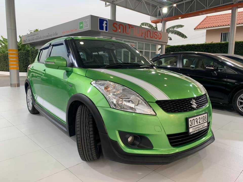 Suzuki Swift ปี 2014 สีเขียว