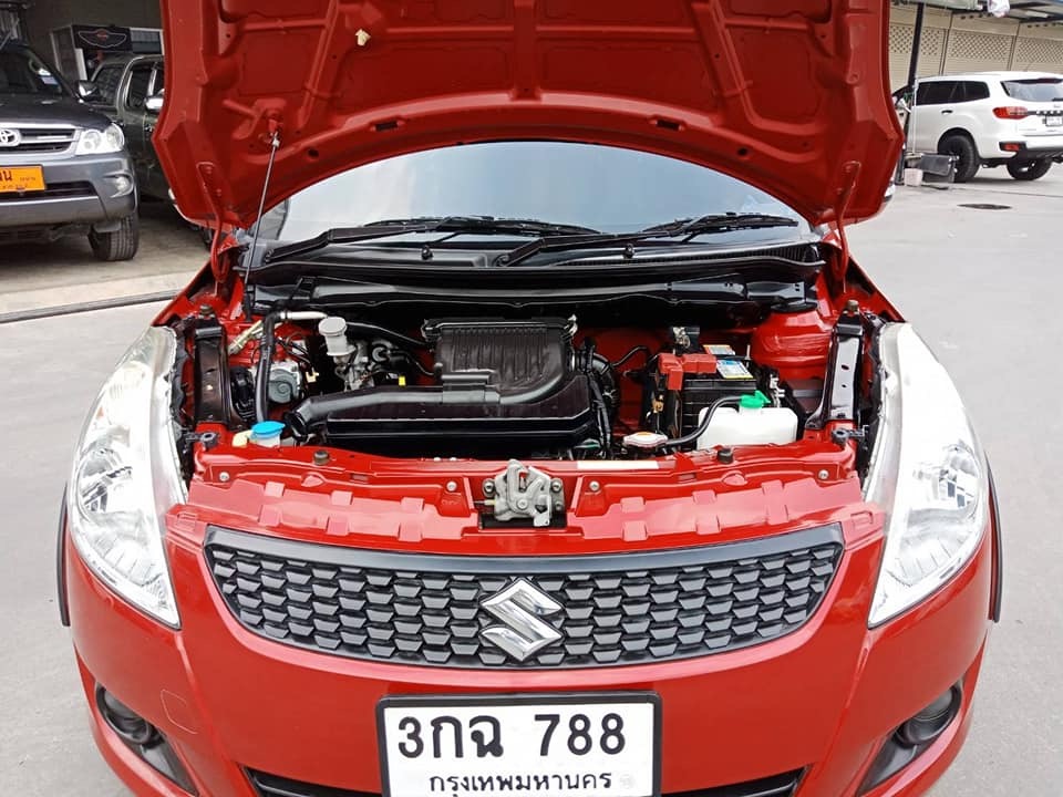 Suzuki Swift ปี 2013 สีแดง (รูปที่ 16)