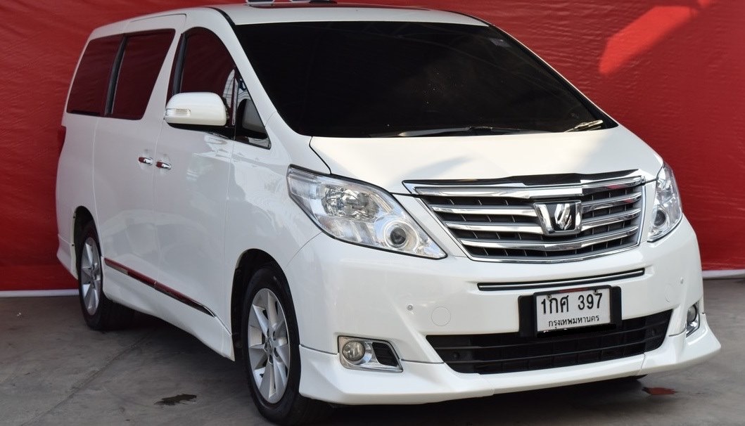 Toyota Alphard ปี 2013 สีขาว