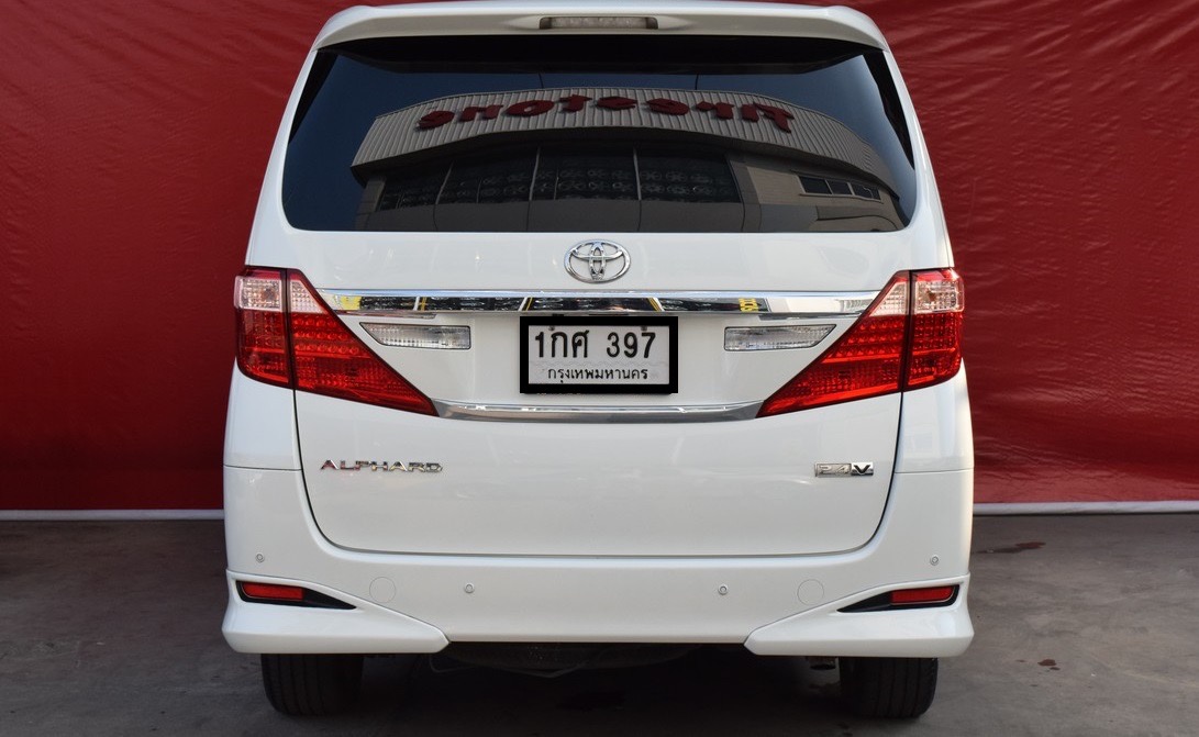 Toyota Alphard ปี 2013 สีขาว (รูปที่ 4)