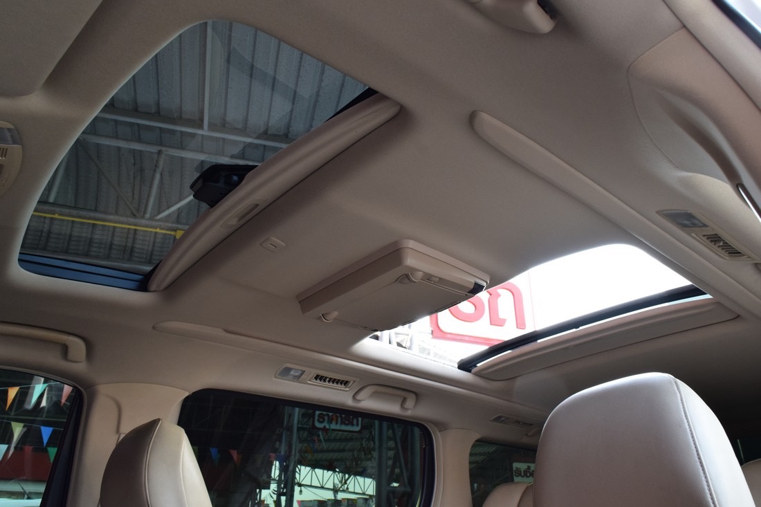 Toyota Alphard ปี 2013 สีขาว (รูปที่ 10)