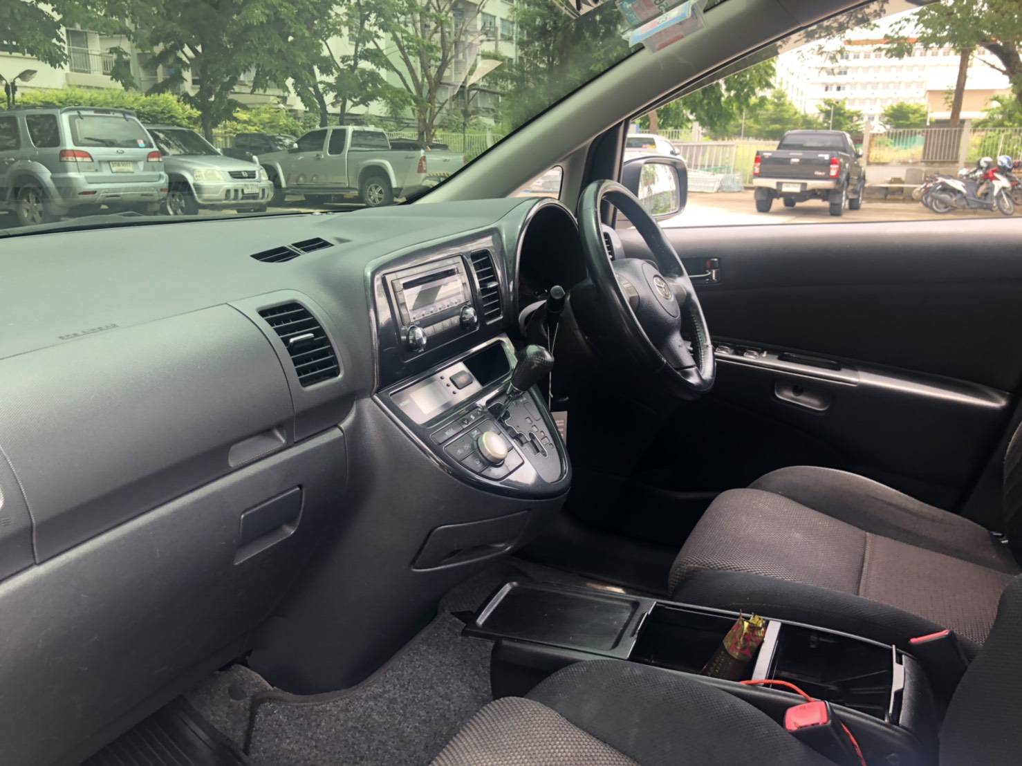 Toyota Wish ปี 2007 สีดำ (รูปที่ 4)