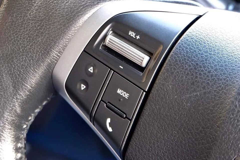 Isuzu D-Max Hi-Lander (4 ประตู) ปี 2012 สีเงิน (รูปที่ 7)