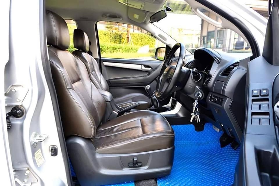 Isuzu D-Max Hi-Lander (4 ประตู) ปี 2012 สีเงิน (รูปที่ 5)