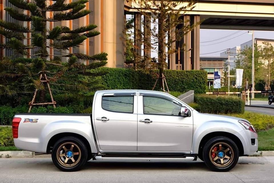 Isuzu D-Max Hi-Lander (4 ประตู) ปี 2012 สีเงิน (รูปที่ 3)