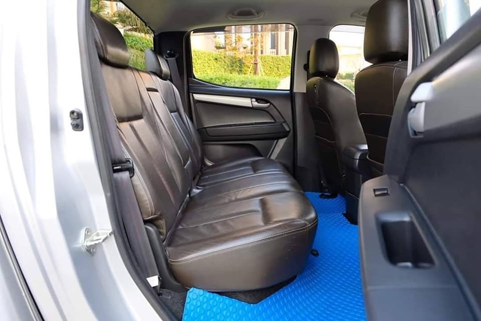 Isuzu D-Max Hi-Lander (4 ประตู) ปี 2012 สีเงิน (รูปที่ 13)