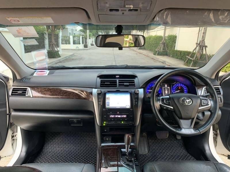 Toyota Camry ไมเนอร์เชนจ์ ปี 2016 สีขาว (รูปที่ 9)