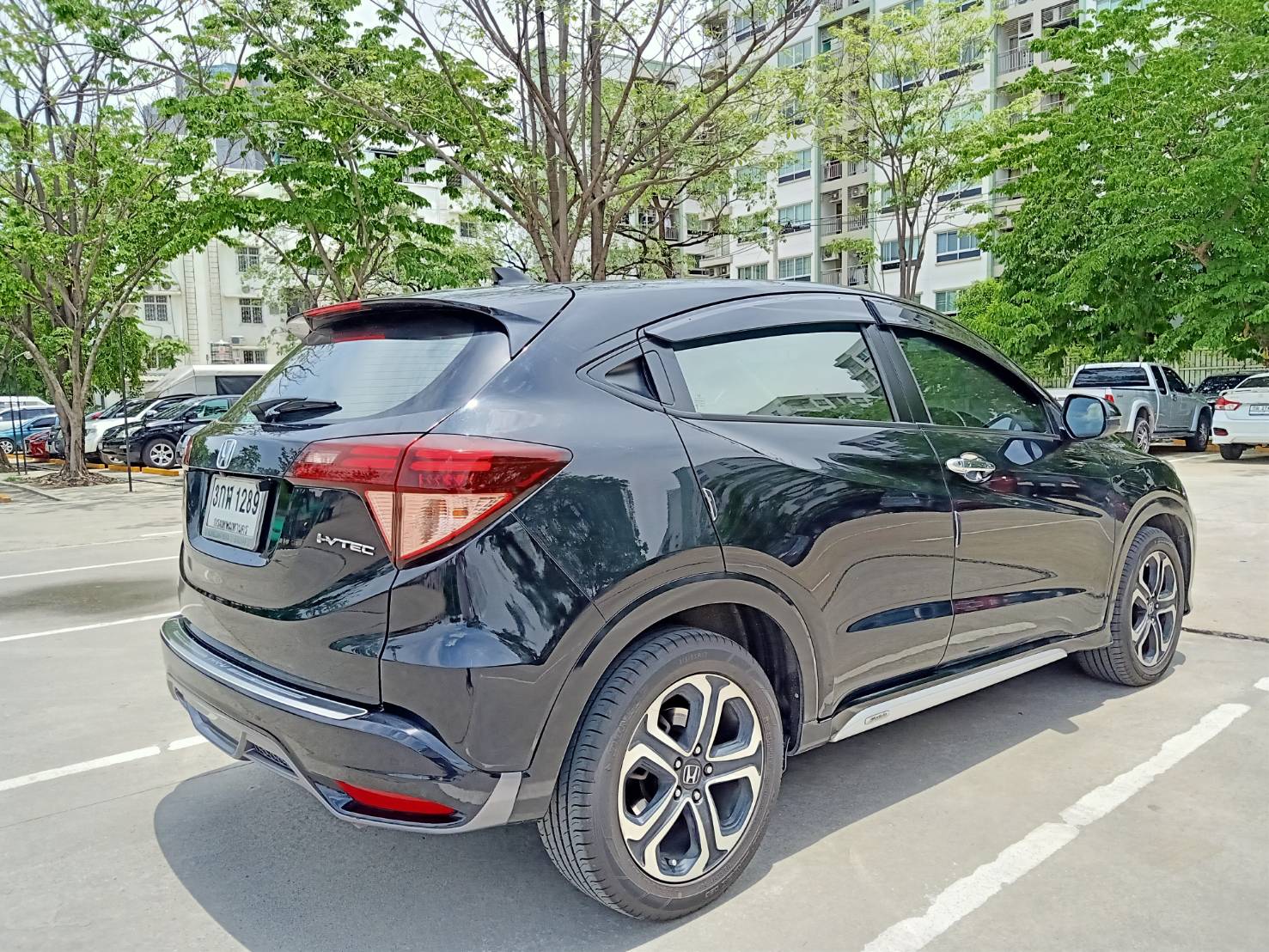 Honda HR-V ปี 2015 สีดำ (รูปที่ 17)