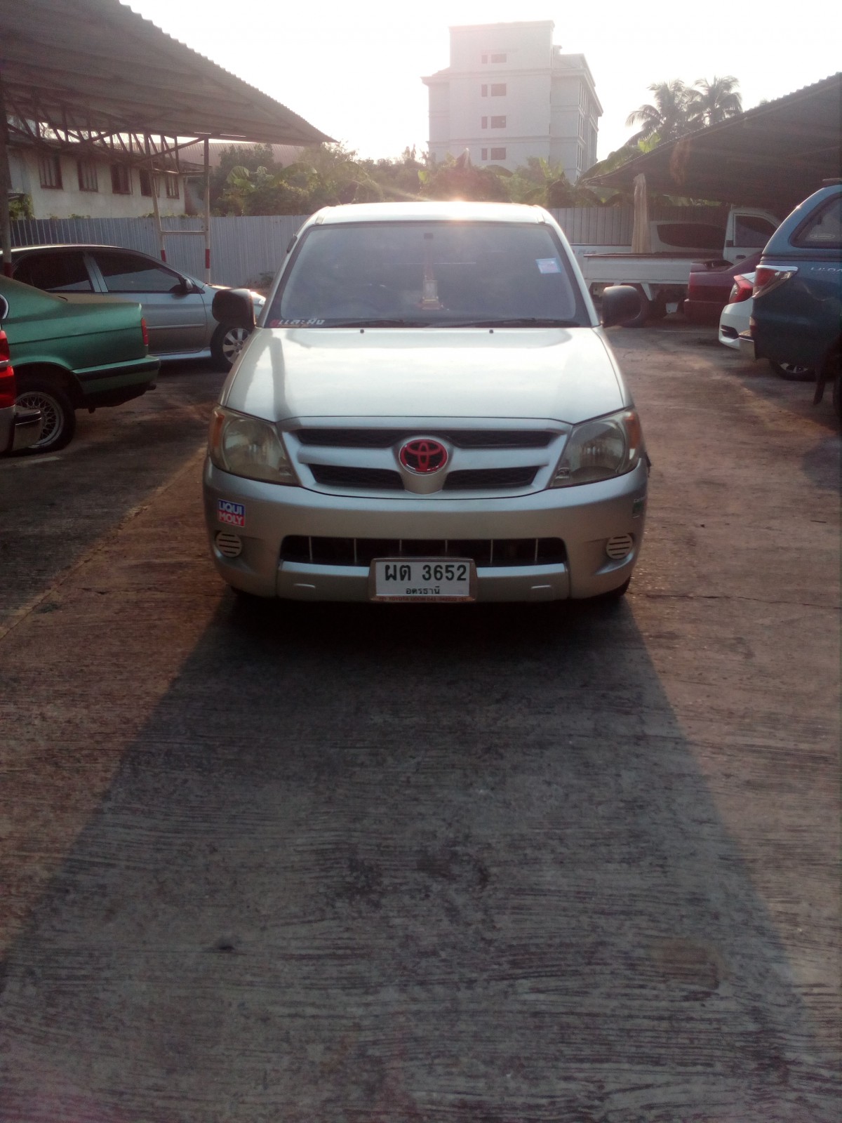 Toyota Hilux Vigo ตอนเดียว ปี 2006 สีเทา (รูปที่ 3)