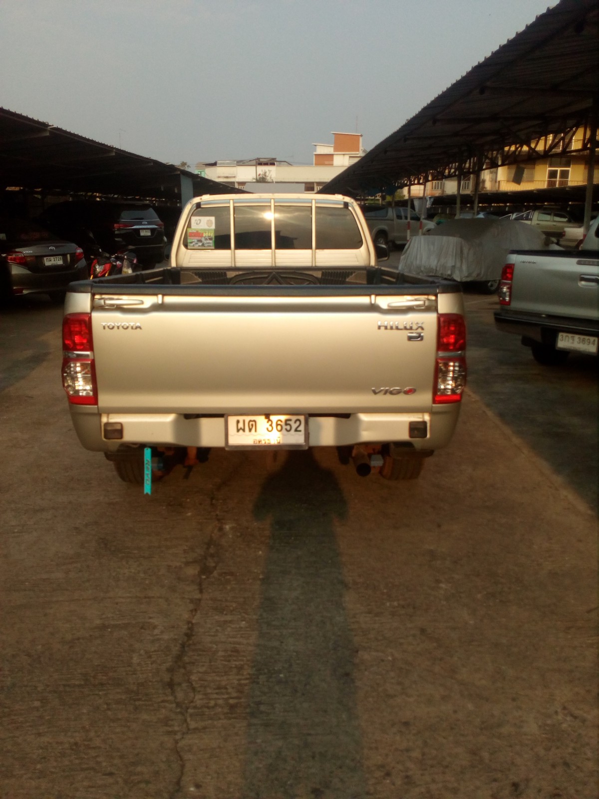 Toyota Hilux Vigo ตอนเดียว ปี 2006 สีเทา (รูปที่ 4)