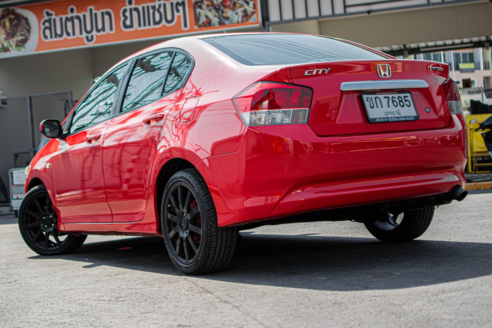 Honda City ปี 2009 สีแดง (รูปที่ 4)