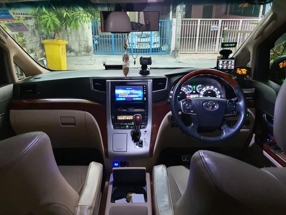Toyota Alphard ปี 2010 สีขาว (รูปที่ 7)