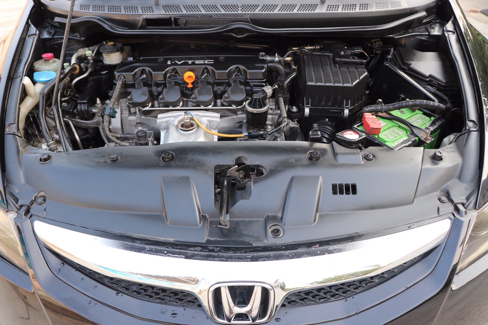 HONDA CIVIC 1.8E NAVI a/t สีดำ (รูปที่ 16)