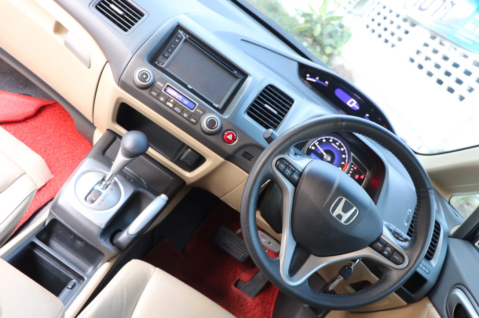 HONDA CIVIC 1.8E NAVI a/t สีดำ (รูปที่ 7)