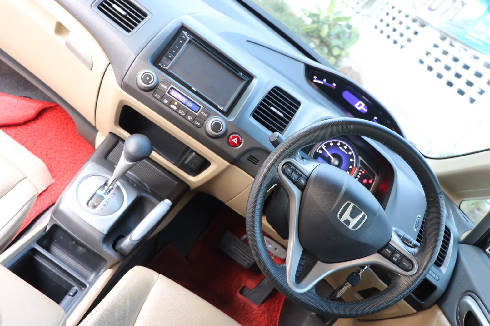 HONDA CIVIC 1.8E NAVI a/t สีดำ