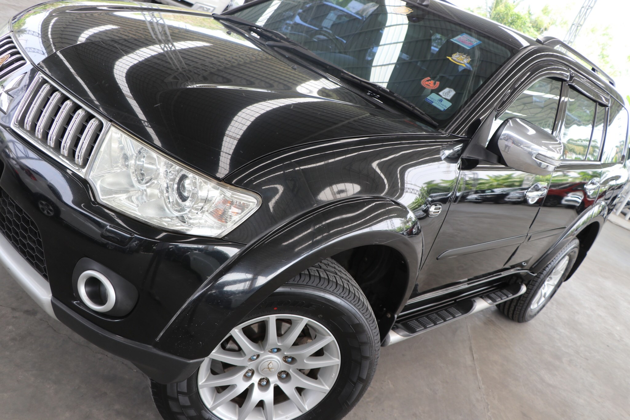 Mitsubishi Pajero Sport ปี 2014 สีดำ